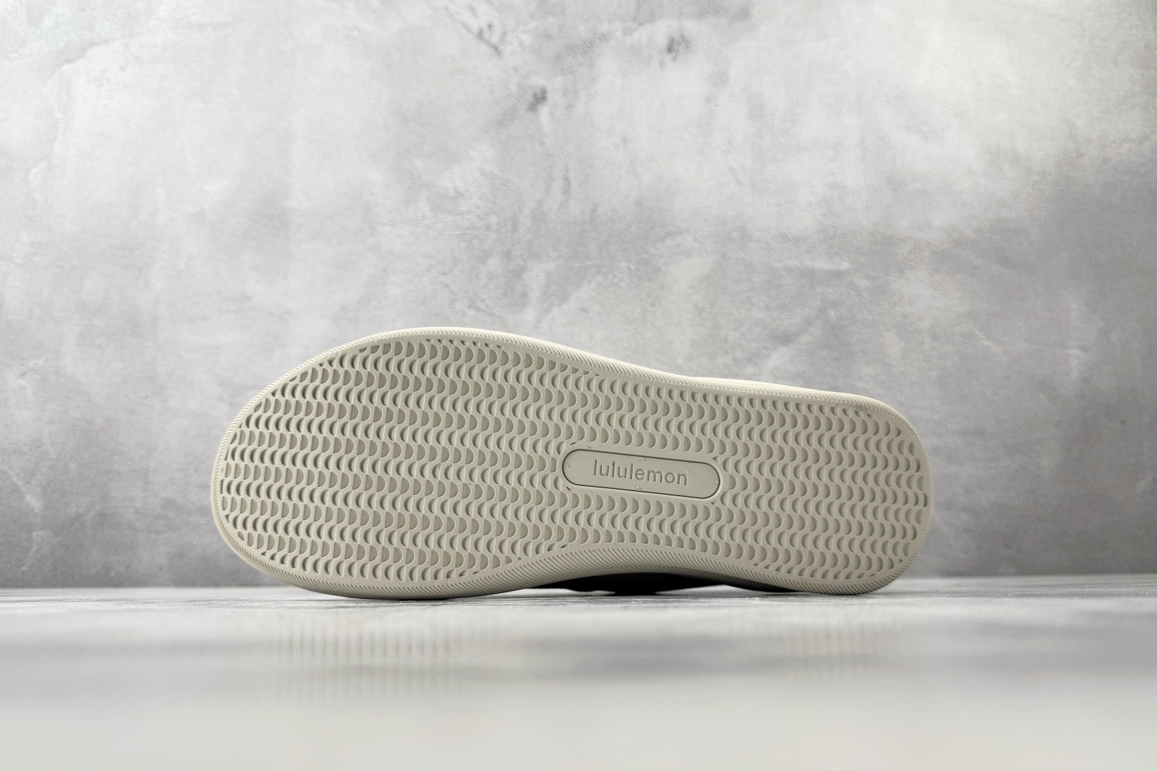 lululemon露露乐蒙 cityverse 米色 LM9B31S-Top High Quatity Cheap Sneakers Fashion Clothing Clothes Bags handbags Shoes of all Brand wholesale With The best Quality And Beautiful Price from China Factory Chinese suppliers wholesaler seller lululemon露露乐蒙 cityverse 米色 LM9B31S