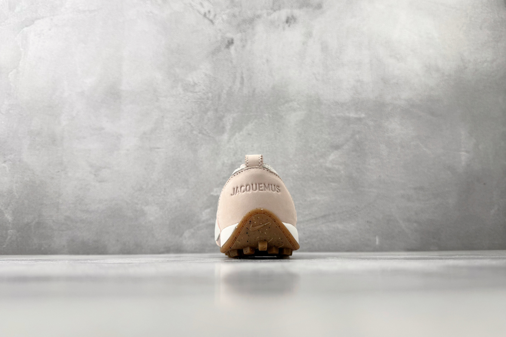 GOD 神版 Nike Moon Shoe x Jacquemus sp 粉色货号：HV8547-601