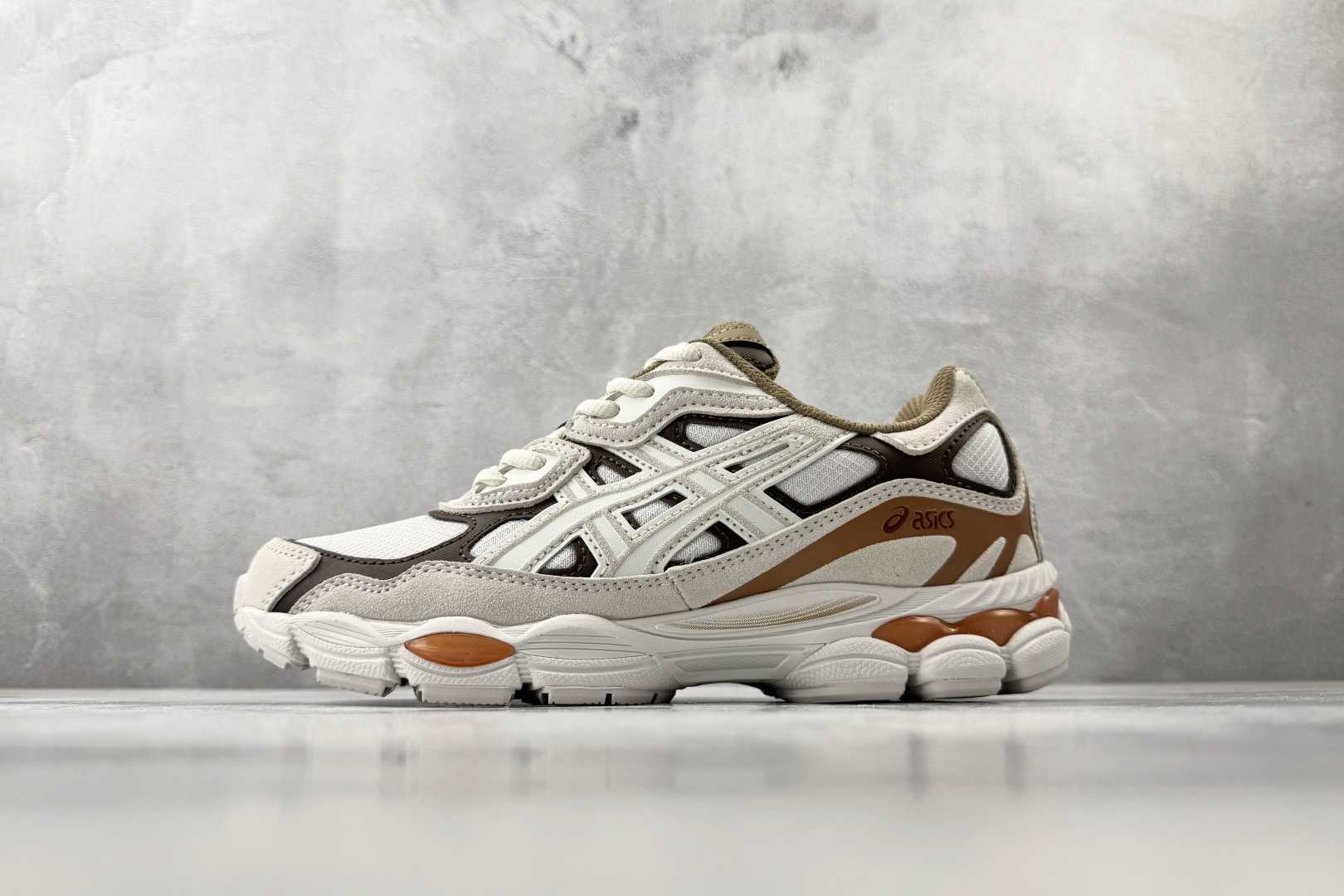 NO:832703,HX Local Asics Gel NYC Beige Item No. 1203A739-251 Size 36 36.5 37 38.5 39 40 40.5 41 42 42.5 43 44 44.5 45 46 46.5 47 Code 28,19860909HX 本地 Asics Gel NYC 米色 货号1203A739-251 尺码36 36.5 37 38.5 39 40 40.5 41 42 42.5 43 44 44.5 45 46 46.5 47 编码28,,Men's shoes