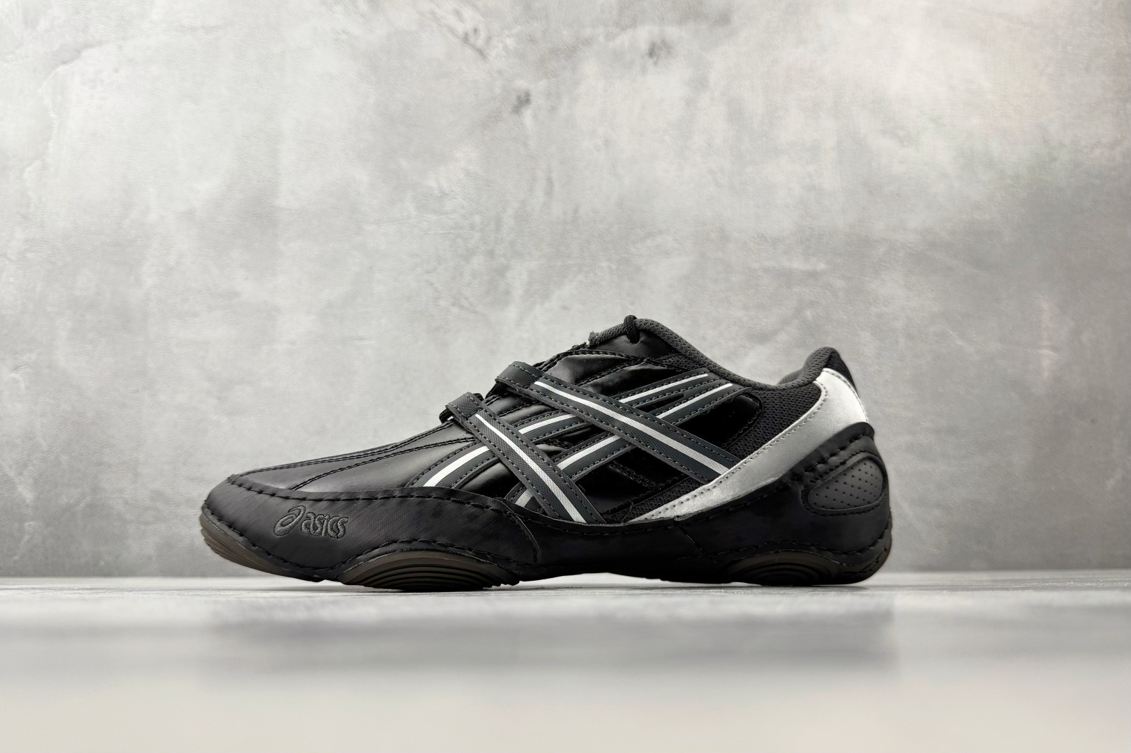 NO:832709,Top Local ASICS Hypersync Black Item No. 1203A879-021 Size 36 36.5 37.5 38 38.5 39 40 40.5 41 42 42.5 43 44 44.5 45 46 46.5 47 Coding 32,19860909Top 本地 ASICS Hypersync 黑色 货号1203A879-021 尺码36 36.5 37.5 38 38.5 39 40 40.5 41 42 42.5 43 44 44.5 45 46 46.5 47 编码32,,Men's shoes