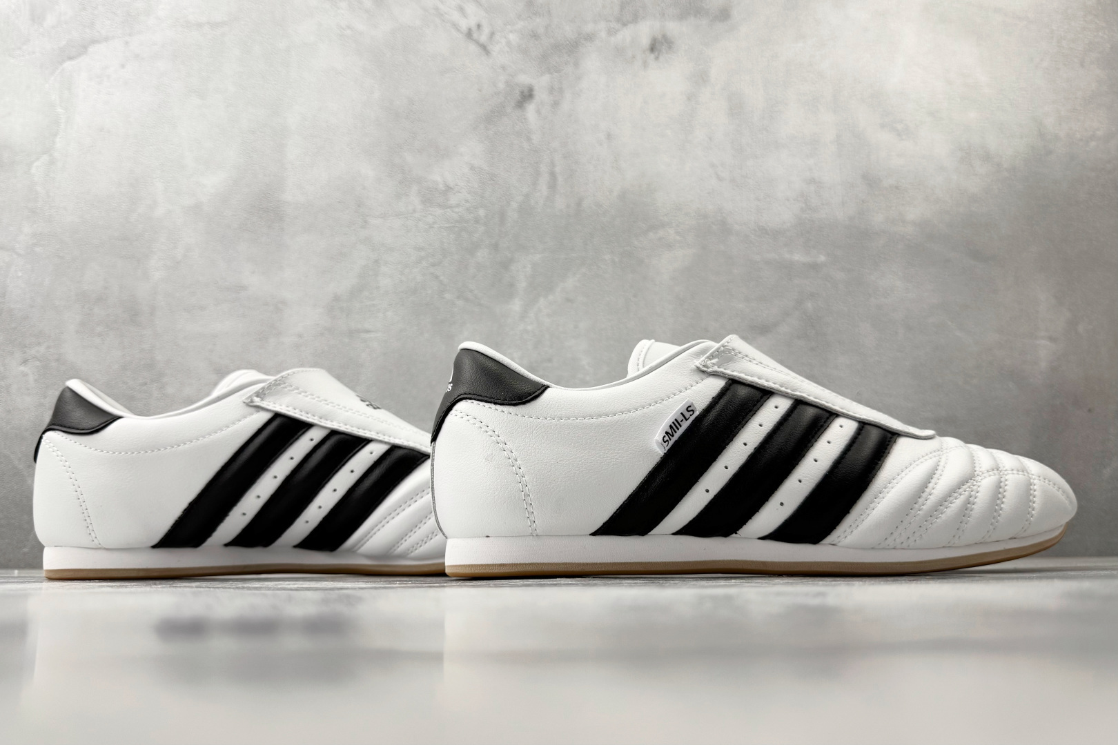 TG爆款跑量神器 adidas TAEKWONDO 白色货号：JQ4774尺码：36 36.5 37 3