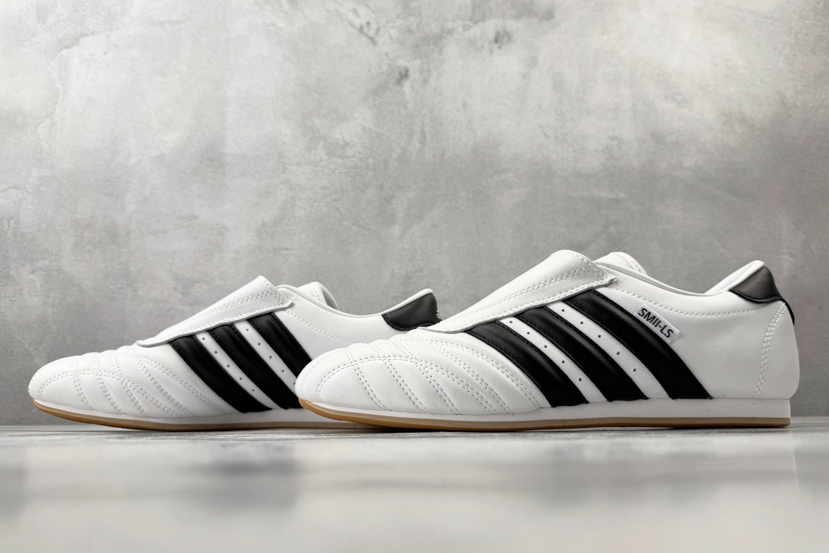 TG爆款跑量神器 adidas TAEKWONDO 白色货号：JQ4774尺码：36 36.5 37 3