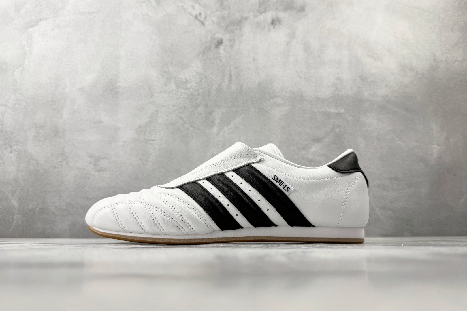 TG爆款跑量神器 adidas TAEKWONDO 白色货号：JQ4774尺码：36 36.5 37 3