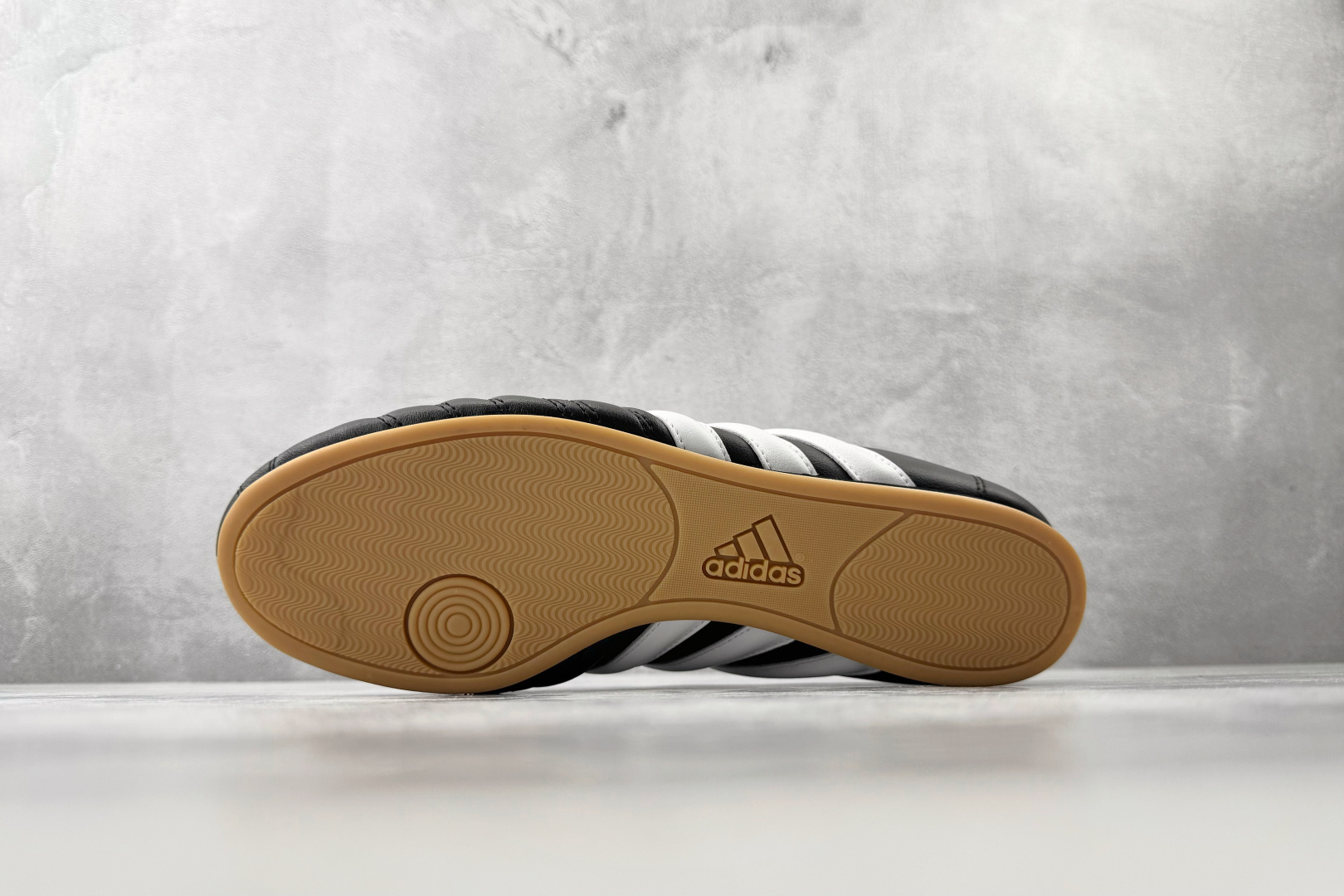 TG 爆款跑量神器 adidas TAEKWONDO 黑色货号：JQ4775尺码：36 36.5 37 