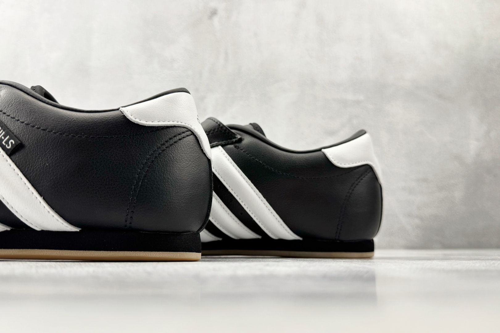 TG 爆款跑量神器 adidas TAEKWONDO 黑色货号：JQ4775尺码：36 36.5 37 