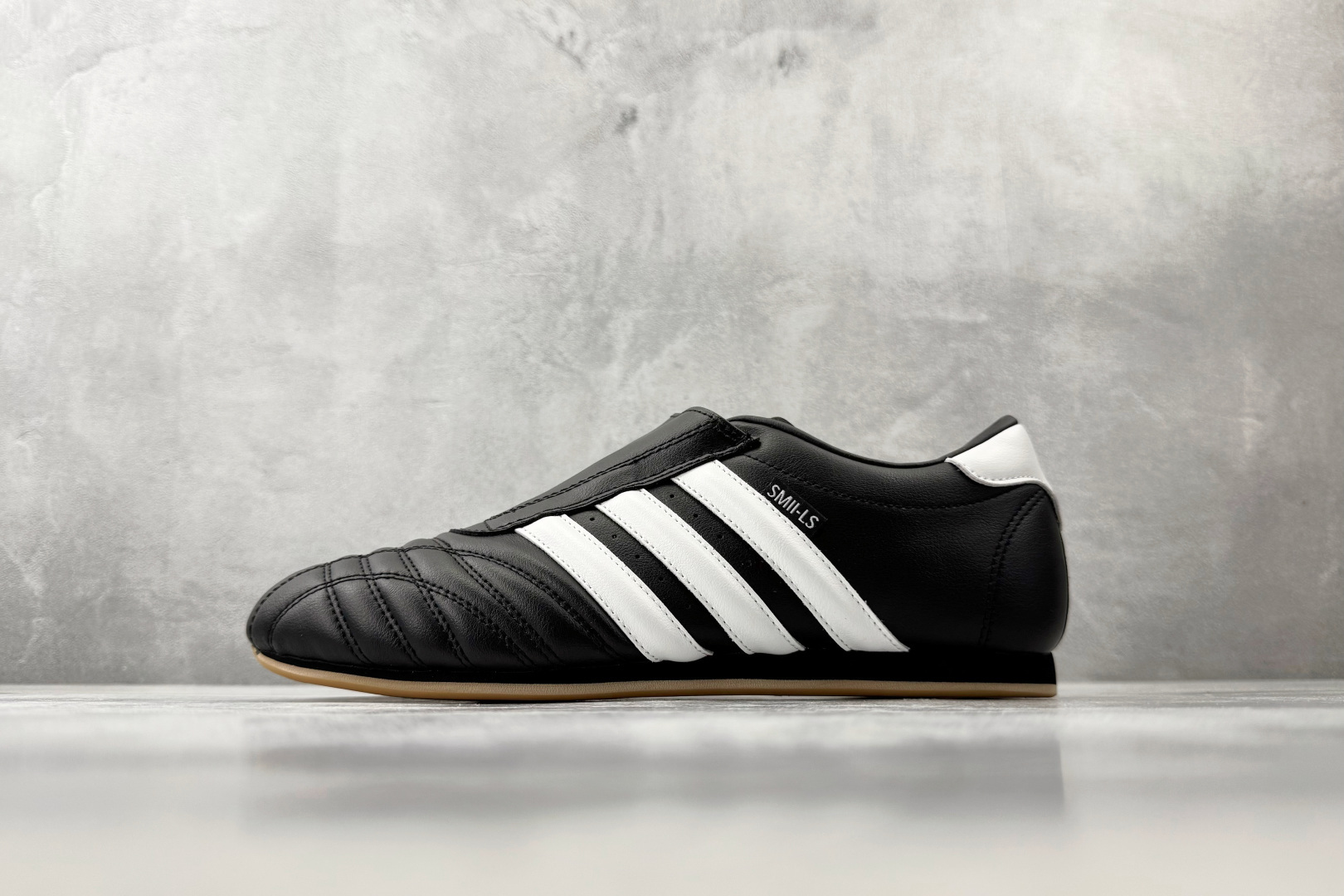 TG 爆款跑量神器 adidas TAEKWONDO 黑色货号：JQ4775尺码：36 36.5 37 