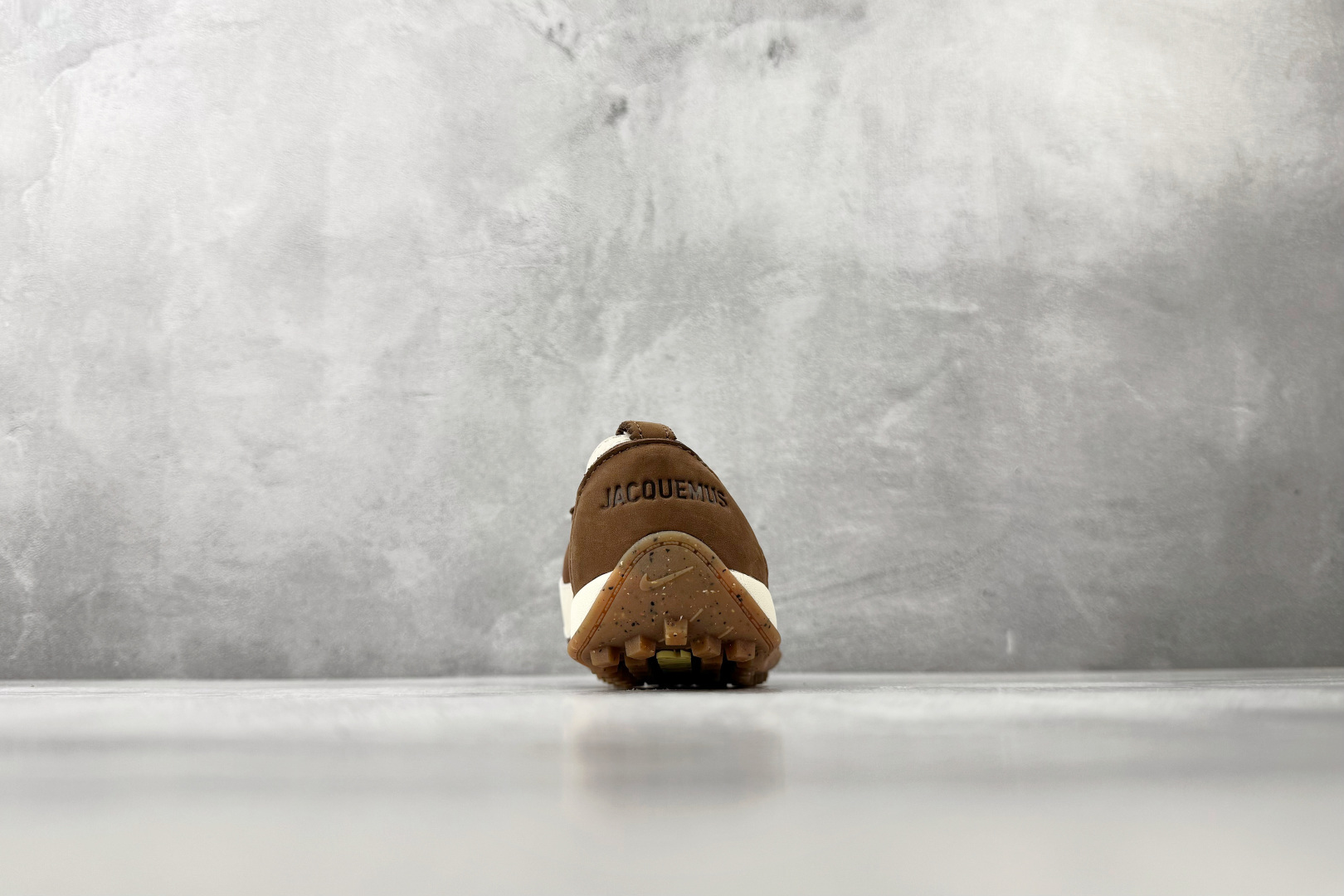 GOD 神版 Nike × Jacquemus Moon Shoe SP 棕黄货号：HV8547-200