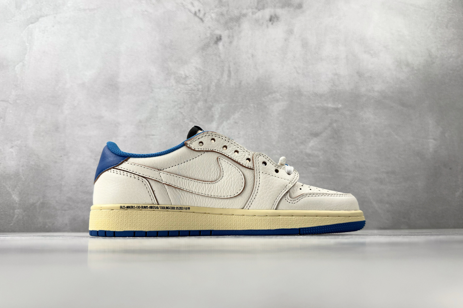 河源 Jordan  × Travis Scott x Fragment Design Air Jord