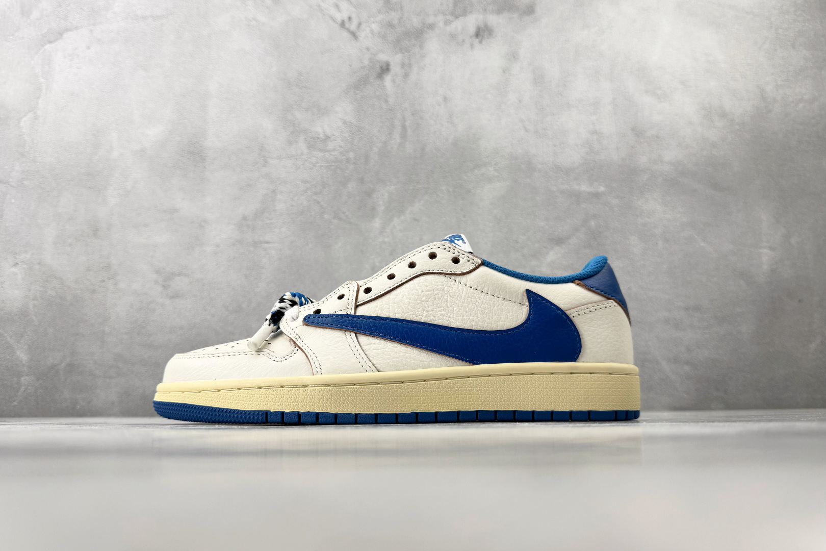河源 Jordan  × Travis Scott x Fragment Design Air Jord