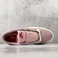 G版 Jordan × Travis Scott Air Jordan 1 粉色货号:IQ7604-1 G版 Jordan × Travis Scott Air Jordan 1 粉色货号:IQ7604-1
