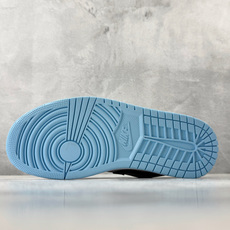 OT纯原 Jordan Air Jordan 1 Low 白蓝色货号:-149尺码:35.5 36 36 OT纯原 Jordan Air Jordan 1 Low 白蓝色货号:-149尺码:35.5 36 36