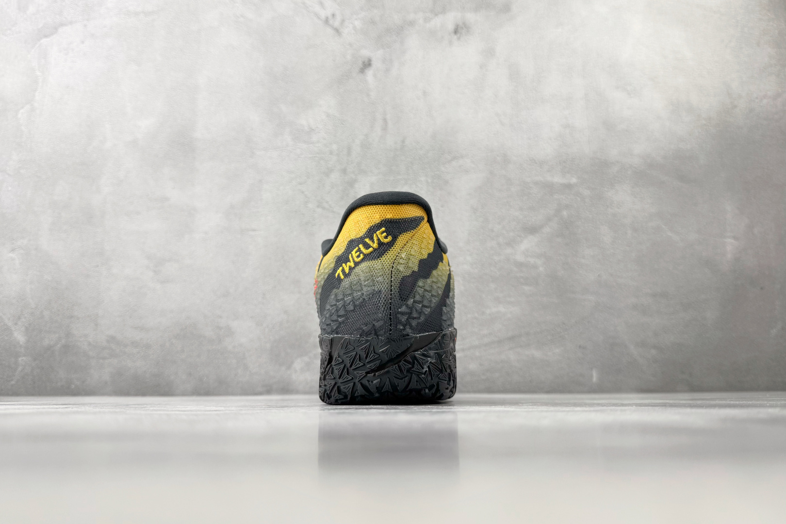 OX Nike × Jurassic Park Ja 3 莫兰特三代 Raptor EP黑黄红 货号:IU7239- OX Nike × Jurassic Park Ja 3 莫兰特三代 Raptor EP黑黄红 货号:IU7239-