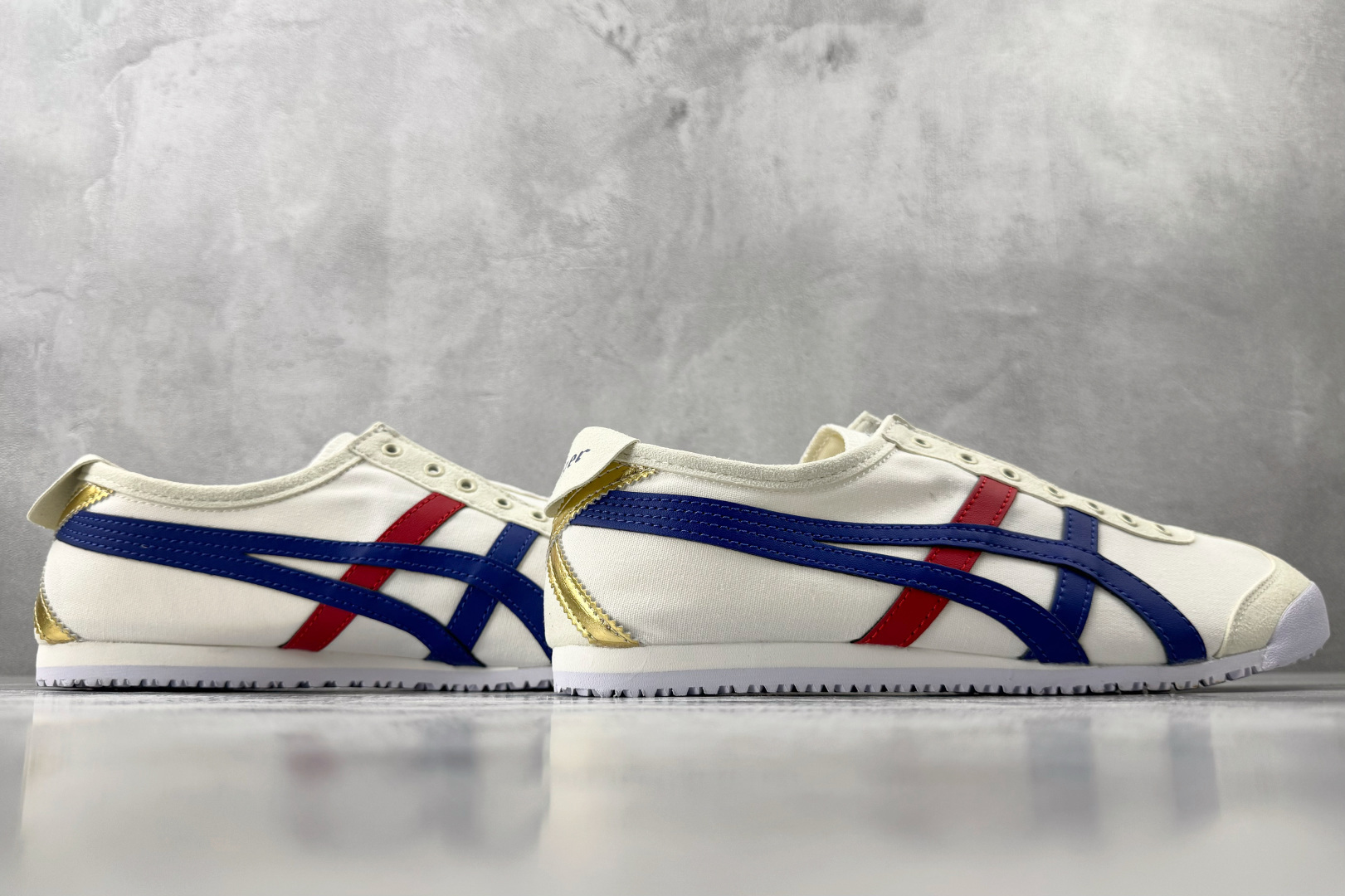 广版 Onitsuka Tiger鬼塚虎 MEXICO 66 乳白蓝金货号:1183B475-100尺码 广版 Onitsuka Tiger鬼塚虎 MEXICO 66 乳白蓝金货号:1183B475-100尺码