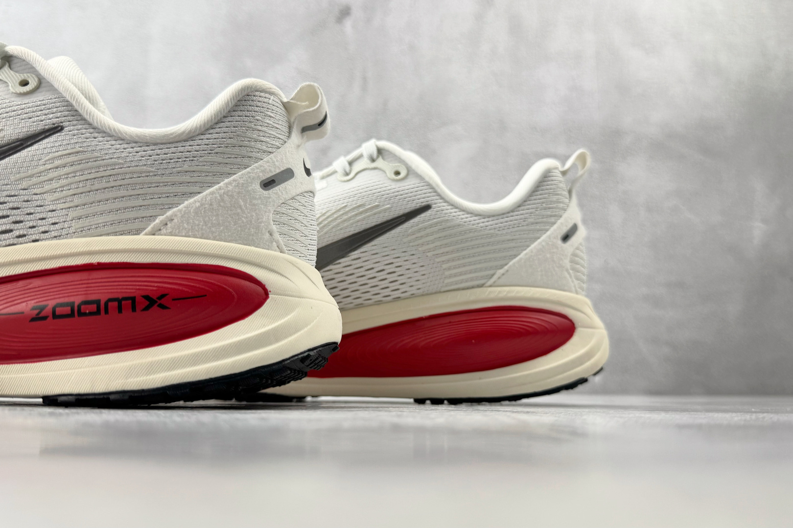 GOD神版 完美还原 正确版本 Nike VOMERO 18 白红货号：HM6803-001尺码：36 