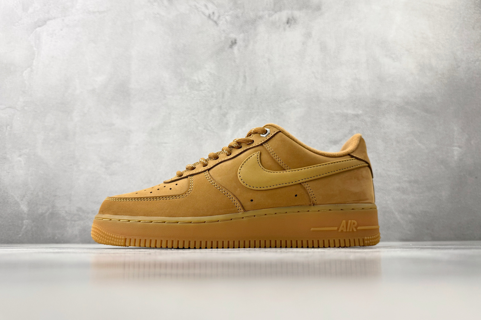 DT 公司级   Nike Nike Air Force 1 07 LV8 Workboot 小麦色货号