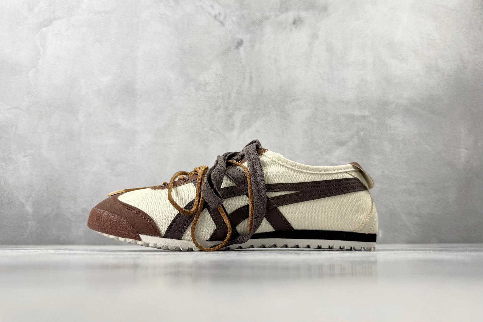 广版 【定制球鞋】 Onitsuka Tiger鬼塚虎 MEXICO 66 气泡水母 秋日牛仔 米棕货号