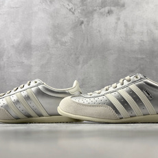 N 版 东南亚订单 adidas originals JAPAN 银色 货号:KJ3962 尺码:36 36.5 3 N 版 东南亚订单 adidas originals JAPAN 银色 货号:KJ3962 尺码:36 36.5 3