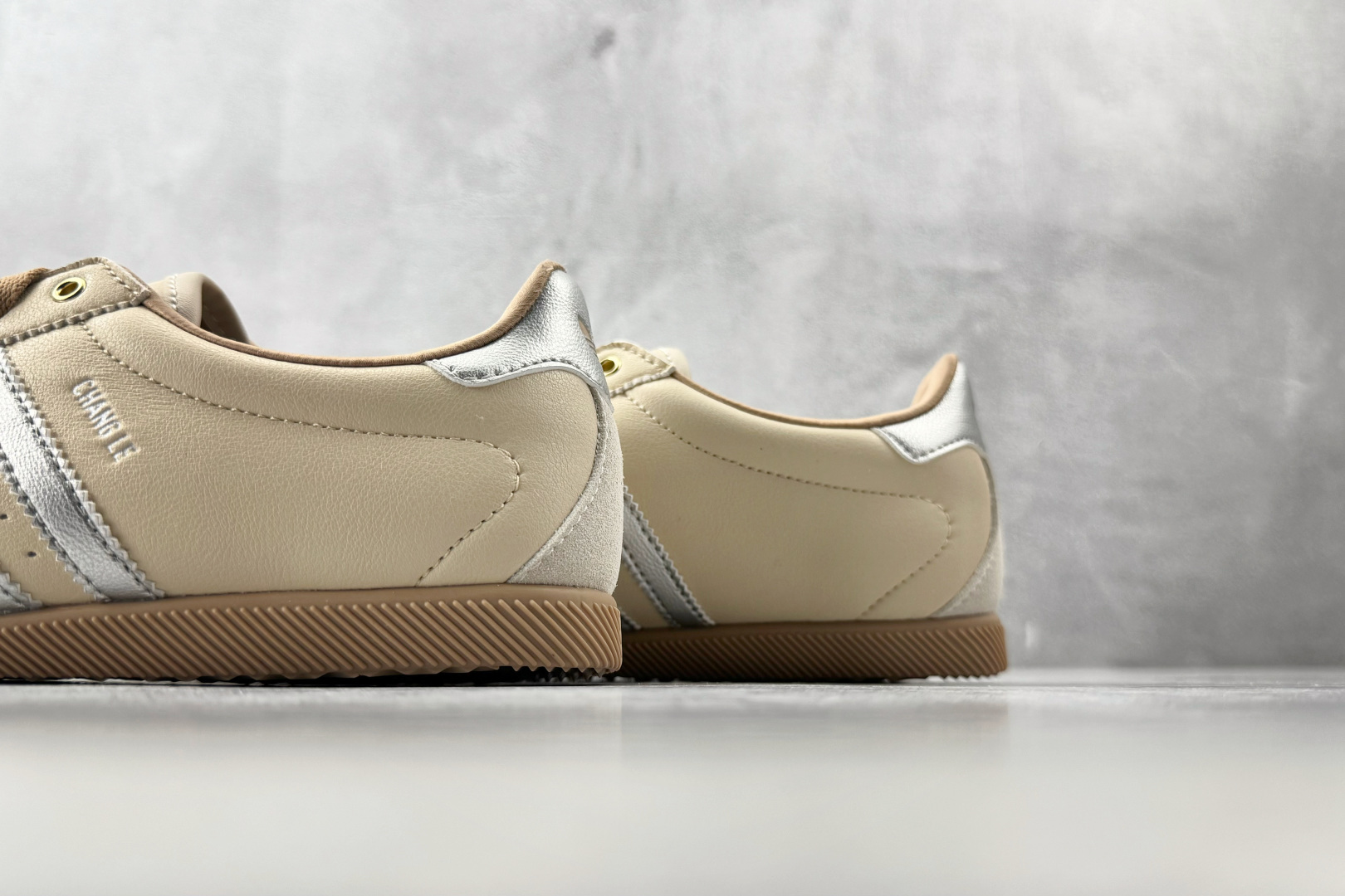 N 版  东南亚订单  adidas originals JAPAN 银黄 货号：KJ3962 尺码：36 36.5 3