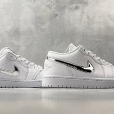 DT 公司级 Jordan Air Jordan 1 白色 货号:IQ9381-100 尺码:35.5 36 36. DT 公司级 Jordan Air Jordan 1 白色 货号:IQ9381-100 尺码:35.5 36 36.
