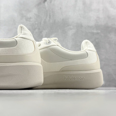 XC2.0 lululemon露露乐蒙 cityverse 白色货号:LW9FFIS-4905尺码:36 XC2.0 lululemon露露乐蒙 cityverse 白色货号:LW9FFIS-4905尺码:36
