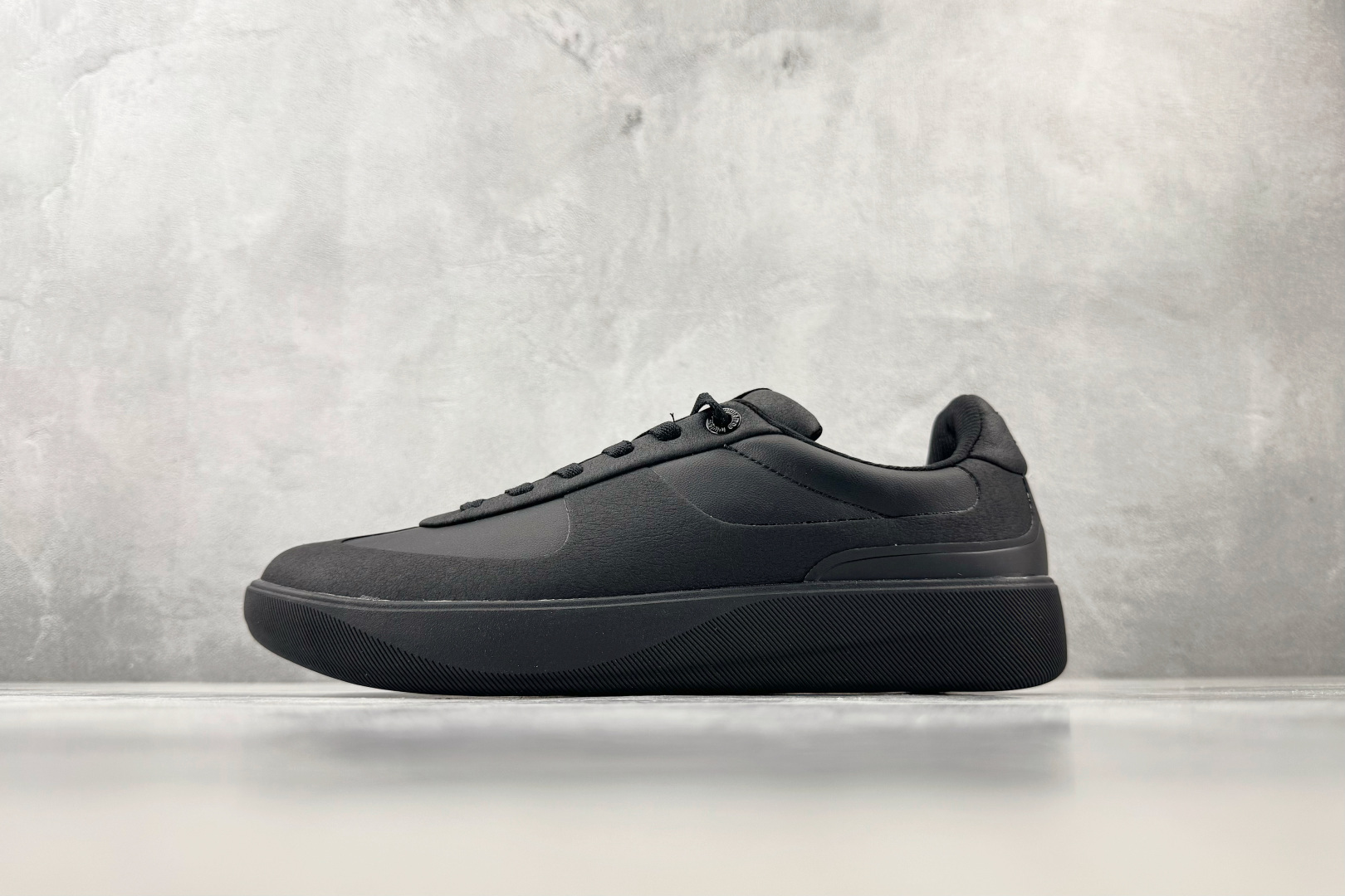 XC2.0 lululemon露露乐蒙 cityverse 黑色货号：LW9FFIS-4310尺码：36