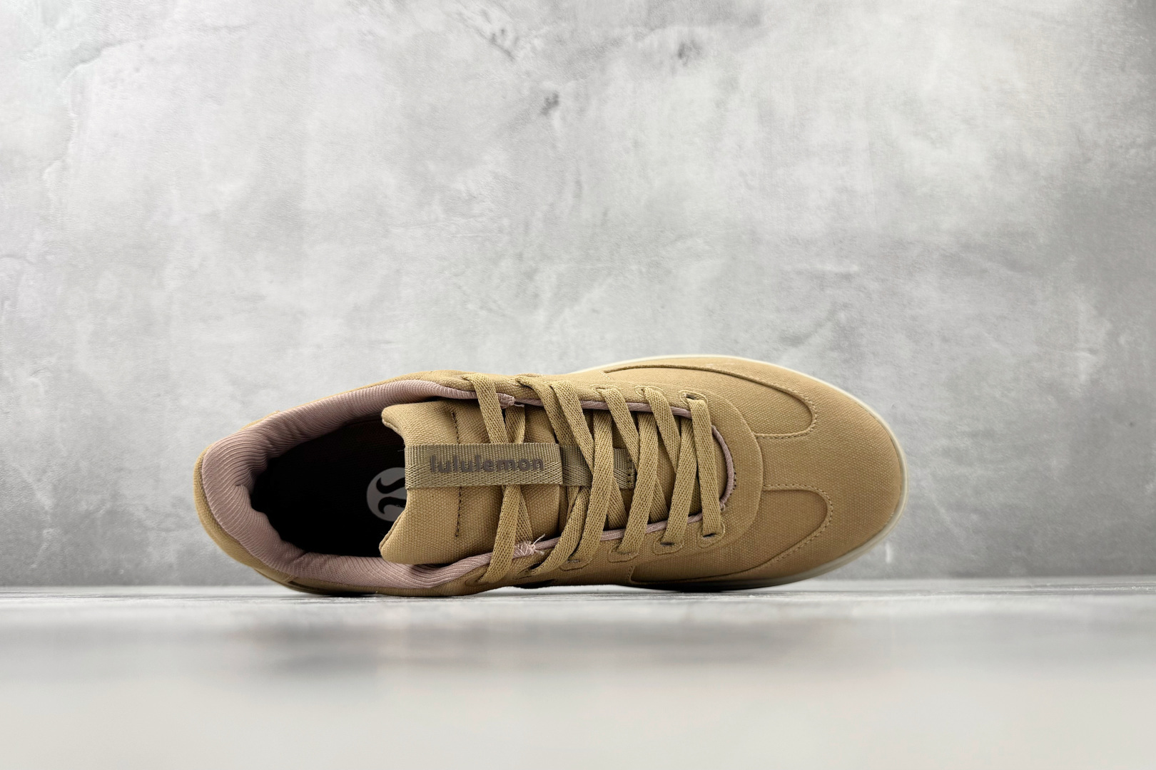XC2.0 lululemon露露乐蒙 cityverse 棕色货号：LM9AZES-尺码：36 36.