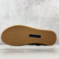 XC2.0 lululemon露露乐蒙 cityverse 黑色货号:LM9AV8S-尺码:40 40. XC2.0 lululemon露露乐蒙 cityverse 黑色货号:LM9AV8S-尺码:40 40.
