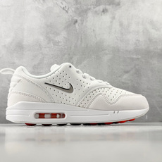 N版 东南亚订单 Nike Air Max 1 白色货号:HQ4310 100尺码:36 36.5 3 N版 东南亚订单 Nike Air Max 1 白色货号:HQ4310 100尺码:36 36.5 3