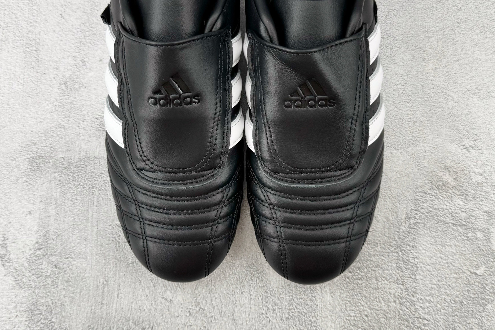 GOD/2.0 神版 adidas TAEKWONDO 黑白货号：JQ4775尺码：36 36.5 37