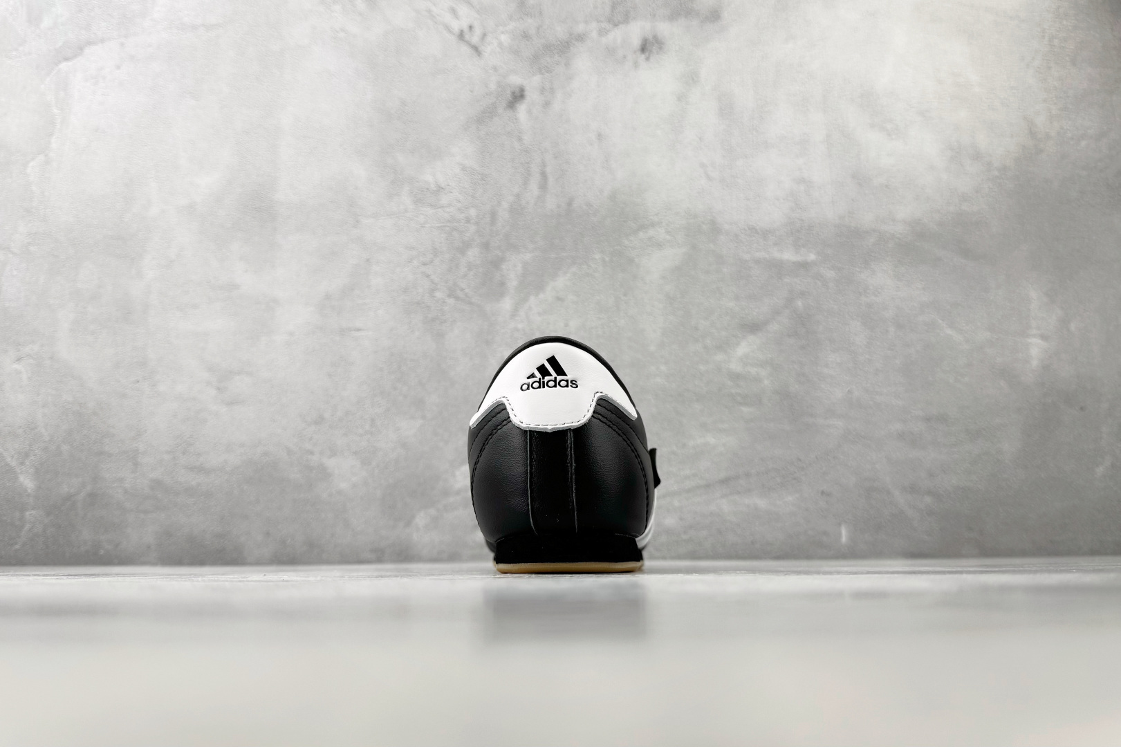 GOD/2.0 神版 adidas TAEKWONDO 黑白货号：JQ4775尺码：36 36.5 37