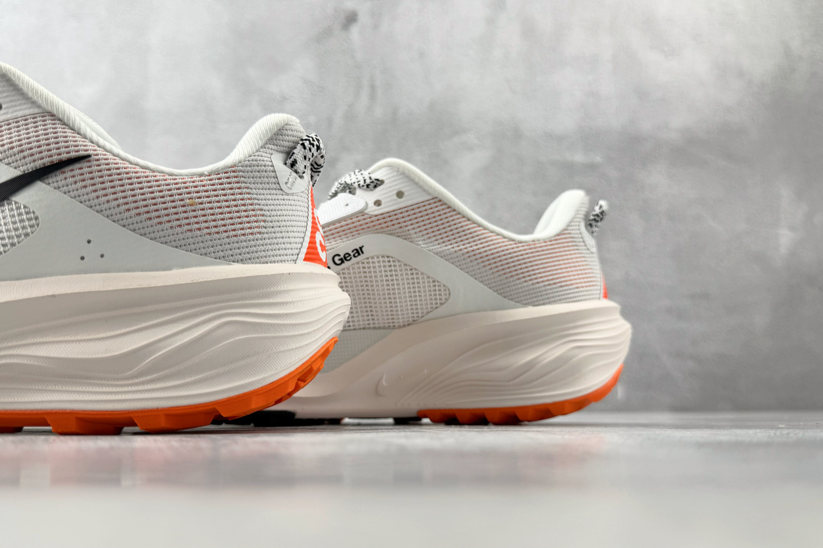N版 东南亚订单 Nike ACG PEGASUS TRAIL 白黑 货号:HV8116 103 尺码:36 36. N版 东南亚订单 Nike ACG PEGASUS TRAIL 白黑 货号:HV8116 103 尺码:36 36.