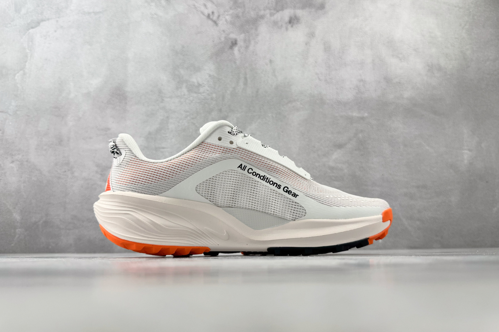 N版 东南亚订单 Nike ACG PEGASUS TRAIL 白黑 货号:HV8116 103 尺码:36 36. N版 东南亚订单 Nike ACG PEGASUS TRAIL 白黑 货号:HV8116 103 尺码:36 36.