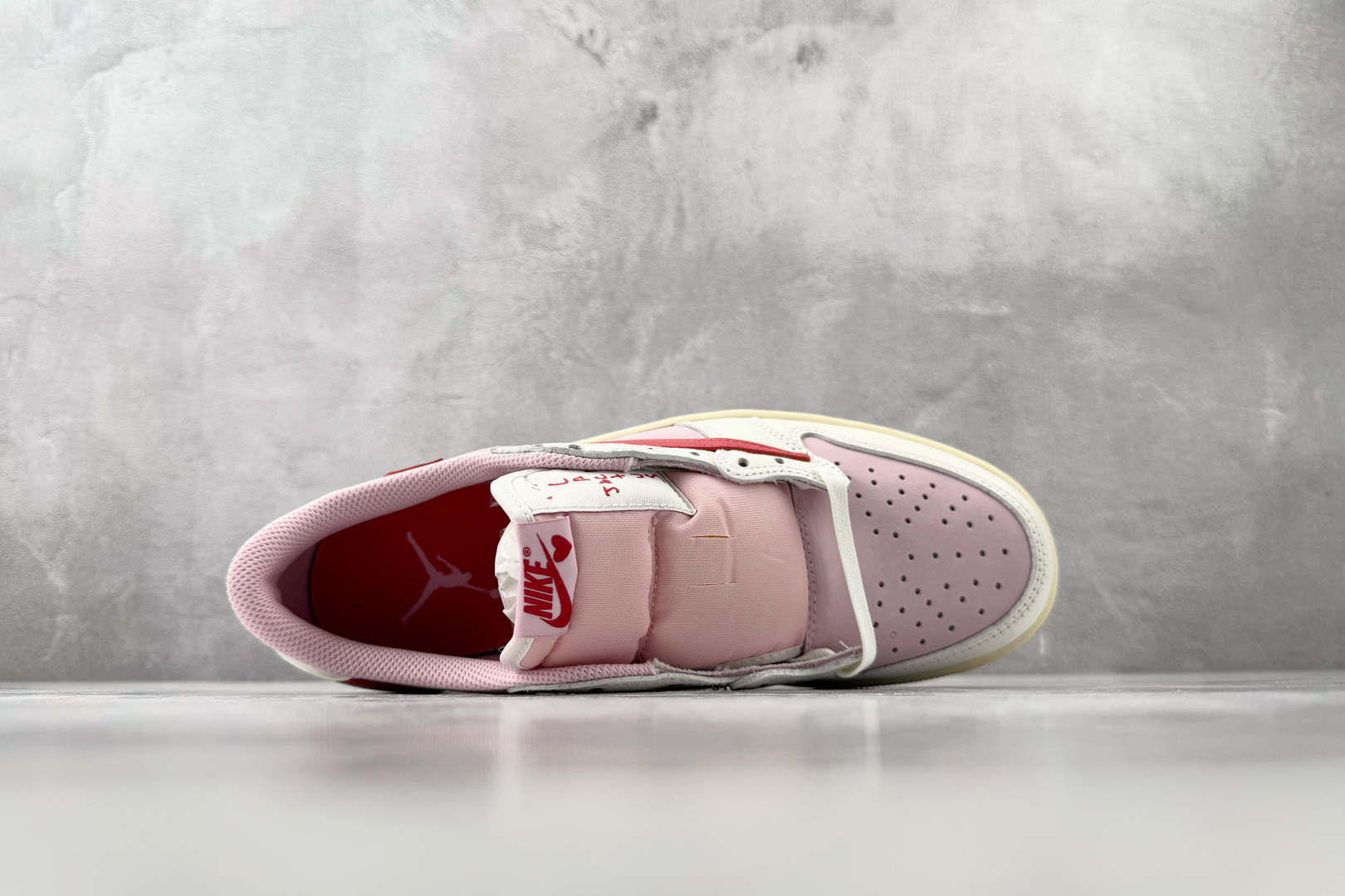 LJ渠道 Jordan  × Travis Scott Air Jordan 1 Low OG 白粉红勾