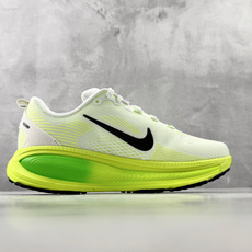 GOD神版 完美还原 正确版本 Nike VOMERO 18 白绿色货号:HM6803-100尺码:36 GOD神版 完美还原 正确版本 Nike VOMERO 18 白绿色货号:HM6803-100尺码:36