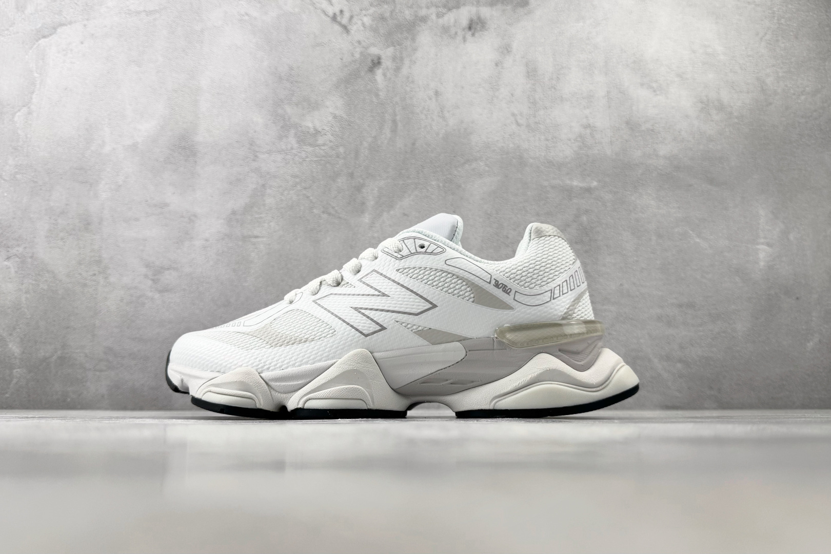 C版 大厂出品 New Balance NB 9060 白色货号：U90608PE尺码：36 36.5 
