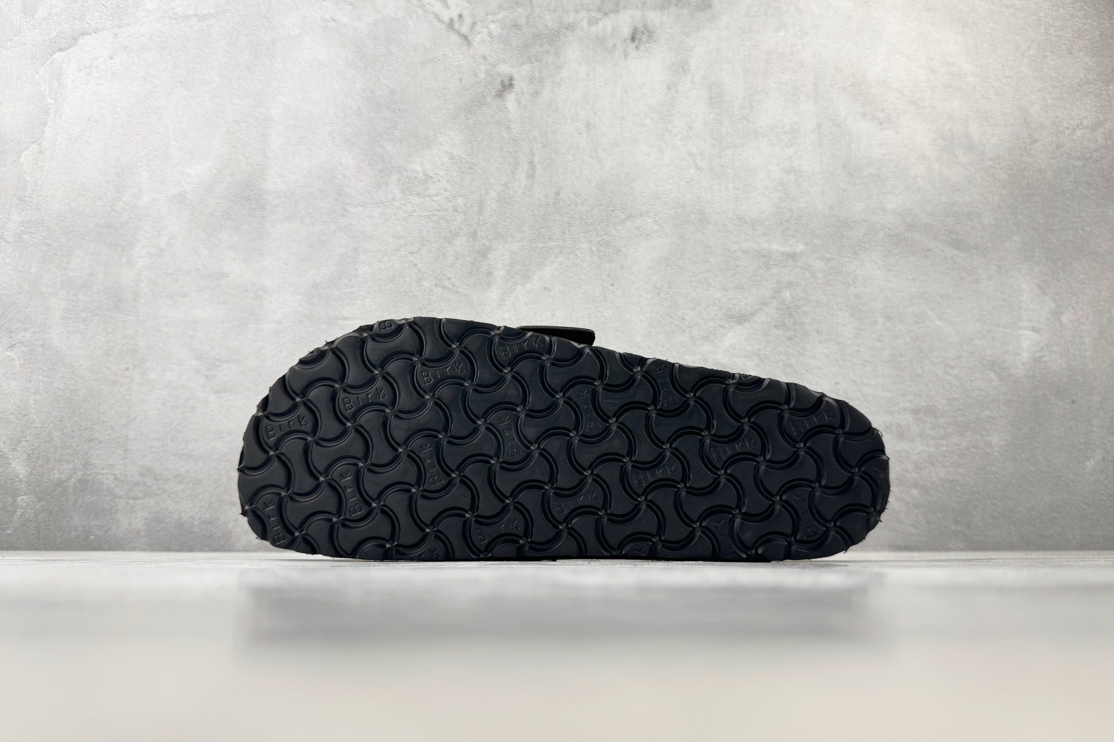 莞产 Birkenstock Kyoto 牛皮绒面革单扣 EVA 黑色 货号：尺码：35 36 36.5