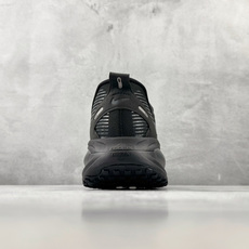 GOD神版 完美还原 正确版本 Nike VOMERO 18 黑色货号:HM6803-005尺码:36 GOD神版 完美还原 正确版本 Nike VOMERO 18 黑色货号:HM6803-005尺码:36