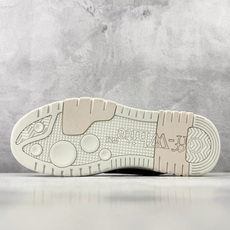 KW神 口碑神作 OFF-WHITE 白色 货号:OMIA189S24LEA 尺码:35 36 36.5 37.5 3 KW神 口碑神作 OFF-WHITE 白色 货号:OMIA189S24LEA 尺码:35 36 36.5 37.5 3