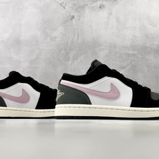 DT 公司级 Jordan Air Jordan 1 黑白粉 货号:II3788-003 尺码:39 40 40.5 DT 公司级 Jordan Air Jordan 1 黑白粉 货号:II3788-003 尺码:39 40 40.5