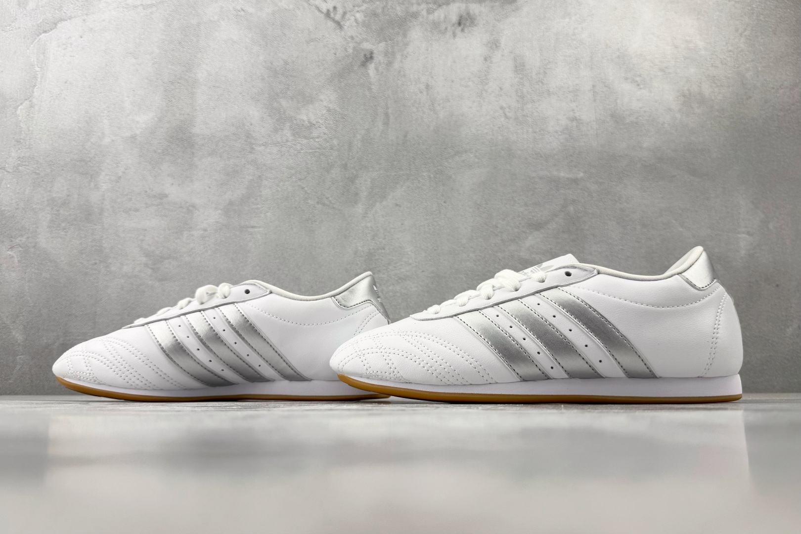 GOD 神版 adidas originals Taekwondo 白银货号：JS1192尺码：36 3