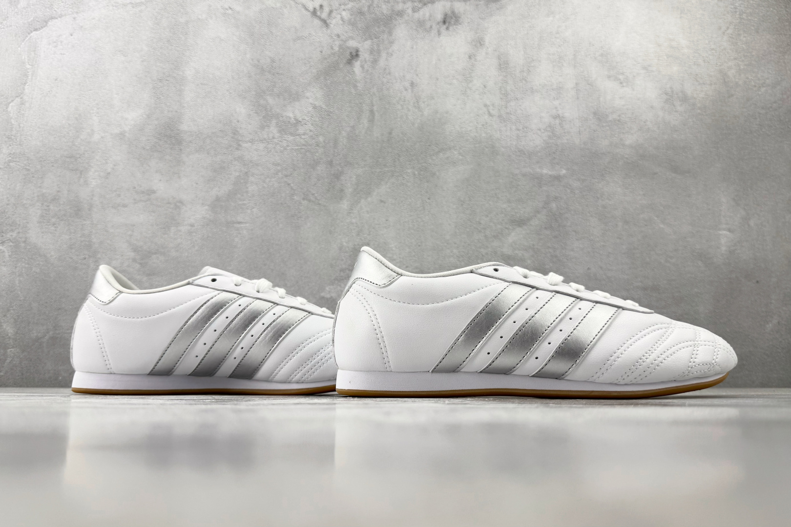 GOD 神版 adidas originals Taekwondo 白银货号：JS1192尺码：36 3