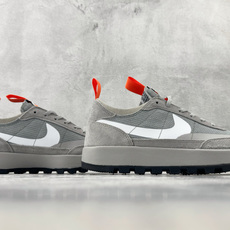 N 版 东南亚订单 Nike × tom sachs General Purpose Shoe 灰 N 版 东南亚订单 Nike × tom sachs General Purpose Shoe 灰