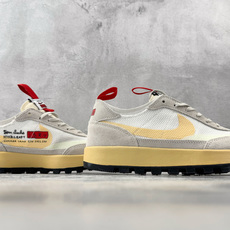N 版 东南亚订单 Tom Sachs x Nike Craft 浅灰色货号:IV5773-001尺码 N 版 东南亚订单 Tom Sachs x Nike Craft 浅灰色货号:IV5773-001尺码