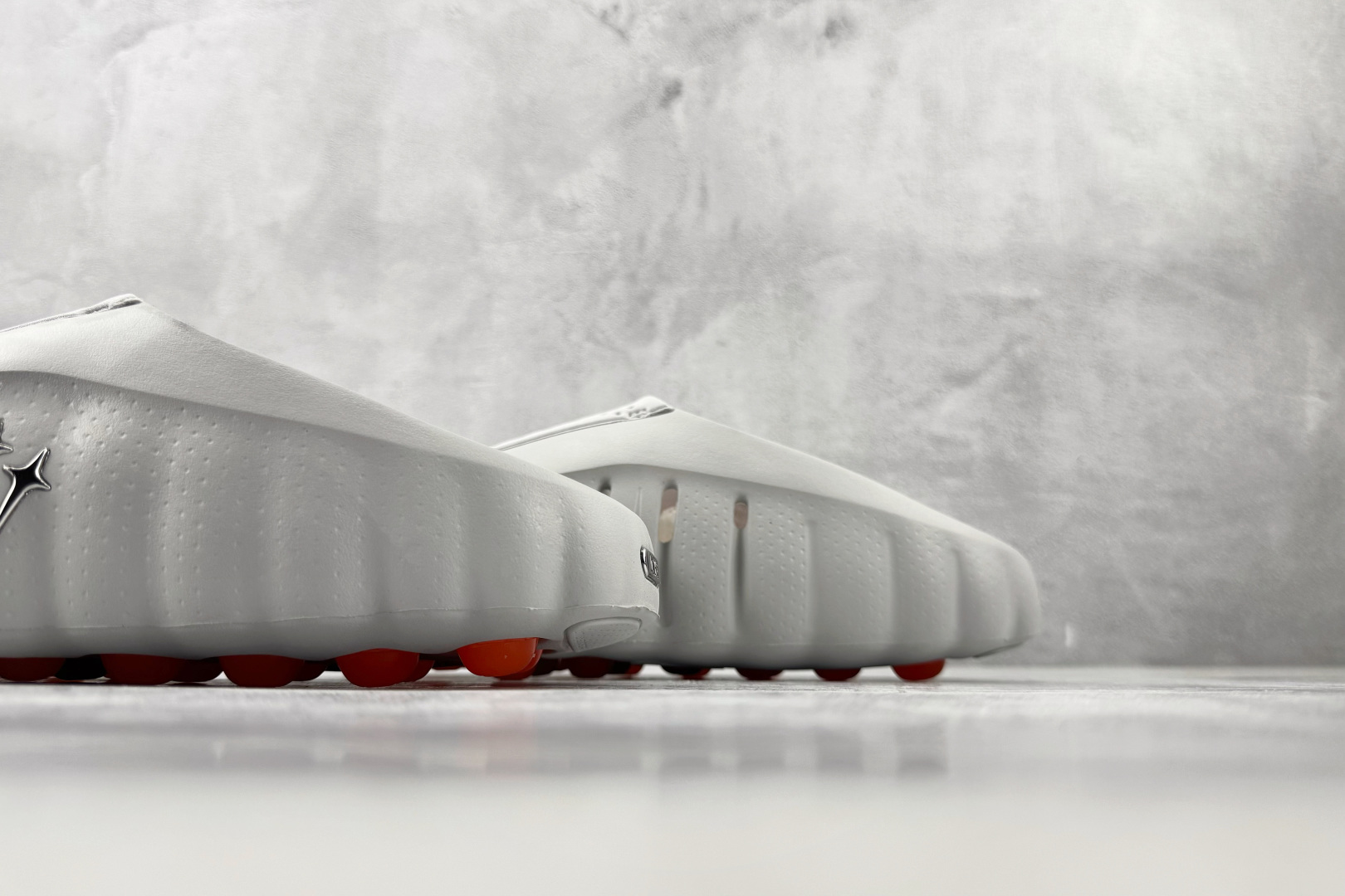 N版  东南亚订单 Nike Mind 001 灰色 货号：HY5028-003 尺码：40 40.5 41 42 42