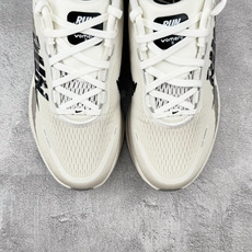 GOD神版 完美还原 正确版本 Nike VOMERO 18 白黑货号:IB5726-100尺码:36 GOD神版 完美还原 正确版本 Nike VOMERO 18 白黑货号:IB5726-100尺码:36