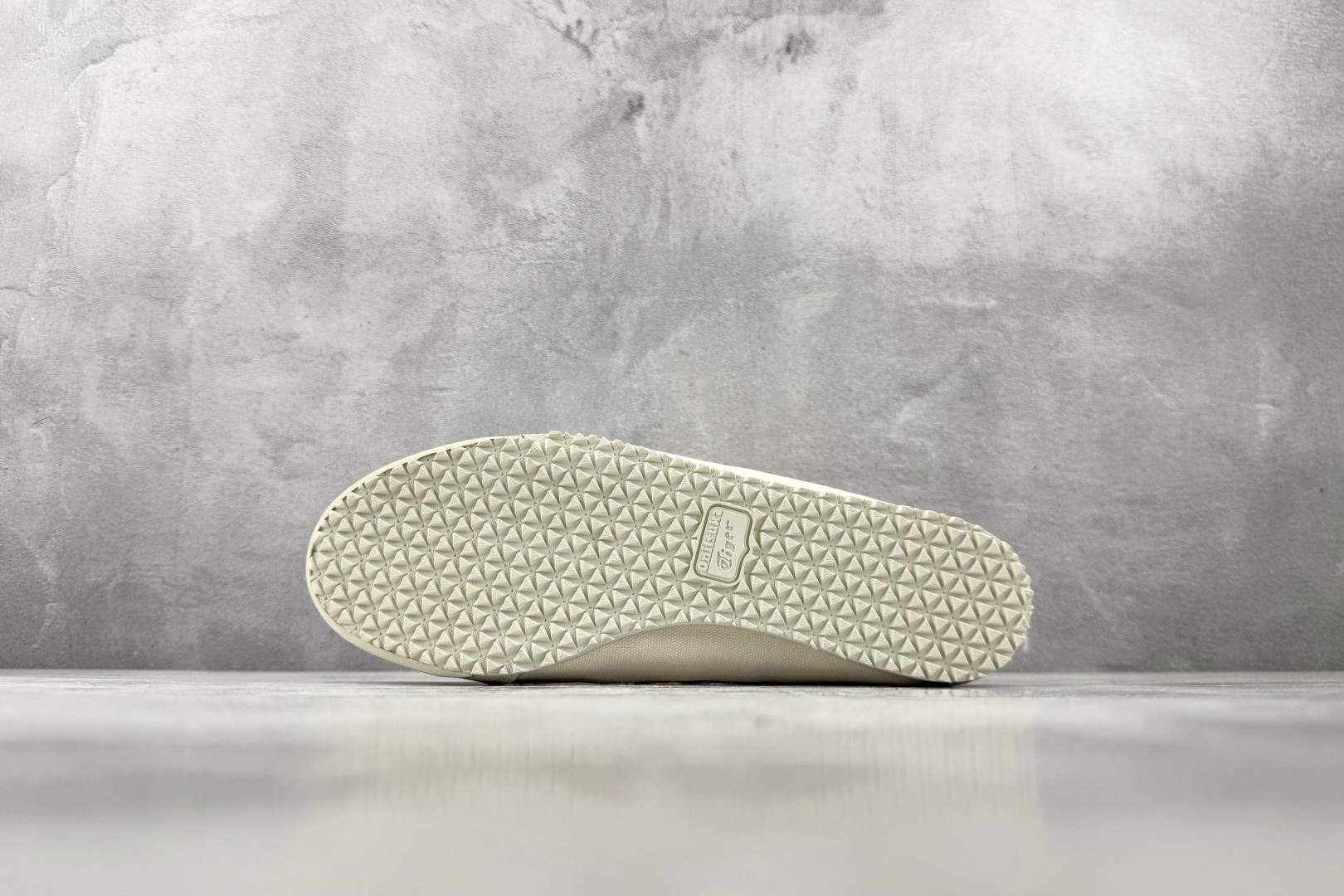 SC 渠道特供 Onitsuka Tiger 鬼塚虎 MEXICO 66 Sabot 橙红货号：1183