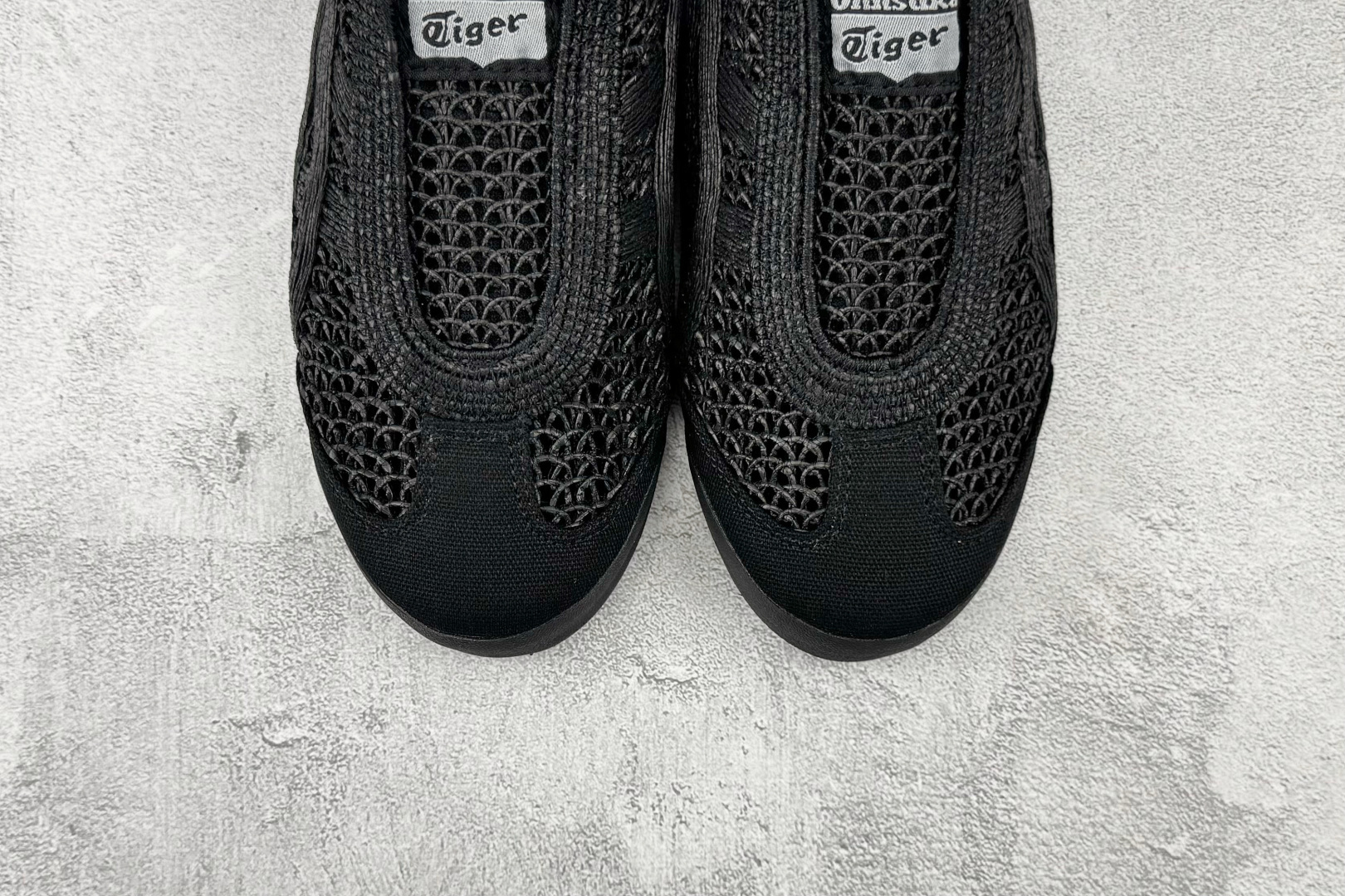 SC 渠道特供 Onitsuka Tiger 鬼塚虎 MEXICO 66 SABOT 黑色货号：1183