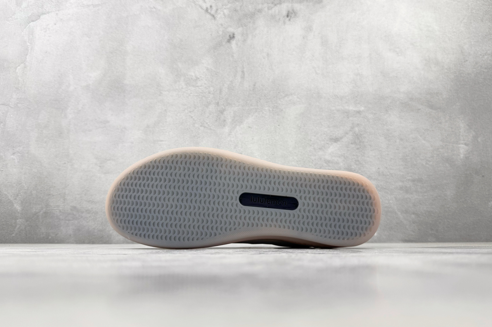 广版 Lululemon 露露乐蒙 cityverse 白蓝货号：LM9BBJS尺码：36 36.5 3