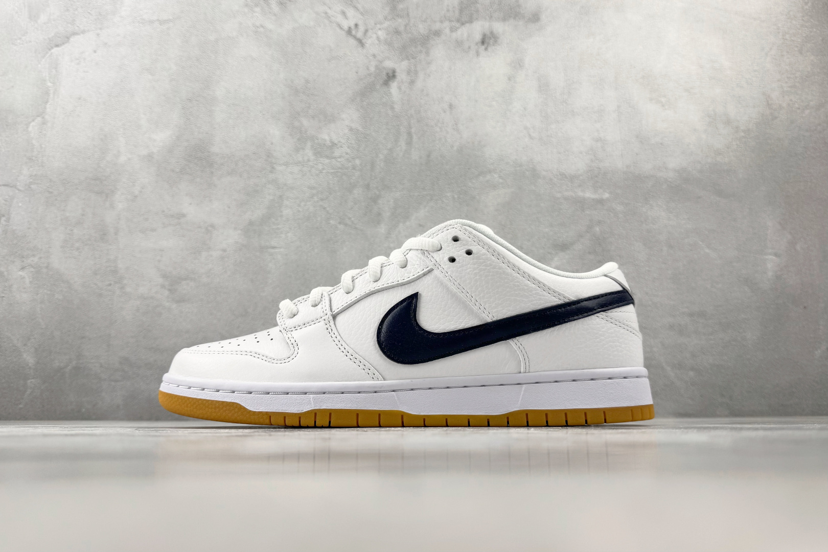 N版  东南亚订单  Nike Dunk SB Pro 白蓝生胶 货号：CZ2249-100 尺码：35.5 36 36
