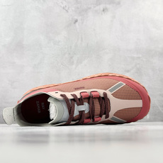 闪电版 NORDA 001 Dyneema CNY 红色货号:TFO001MVMN尺码:36 36.5 闪电版 NORDA 001 Dyneema CNY 红色货号:TFO001MVMN尺码:36 36.5